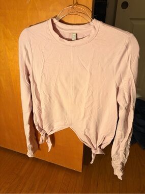EUC Athleta Blush Pink Long Sleeve Tie-Front Top.  Size small.
